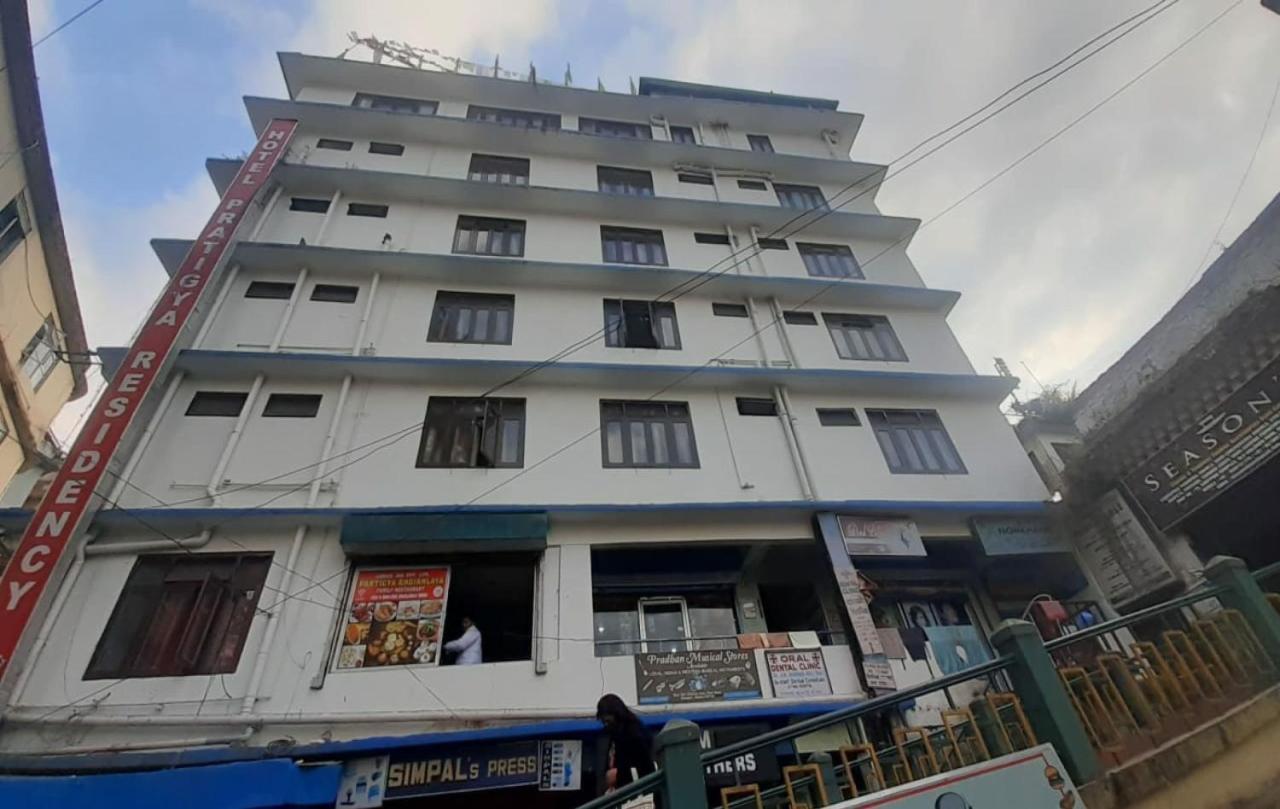 Capital O 8272 Hotel Pratigya Residency Gangtok Dış mekan fotoğraf